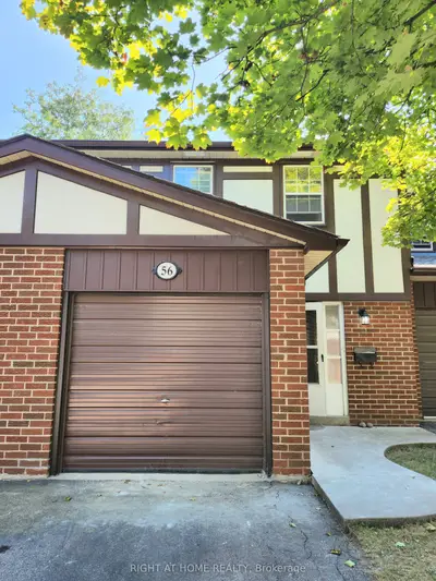 Condo Townhouse in Markham