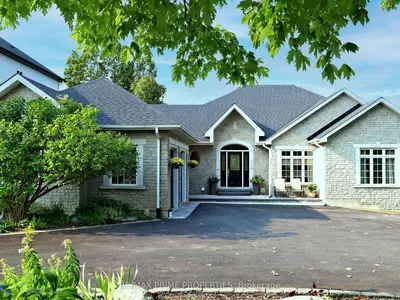 Detached in Richmond Hill