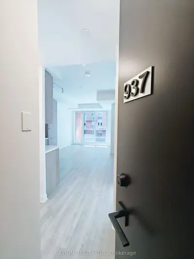 Condo Apartment in Markham