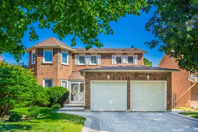 Detached in Markham