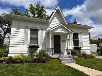 655 Gorham Street, Newmarket, On L3y 1l5