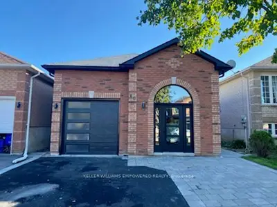Detached in Newmarket
