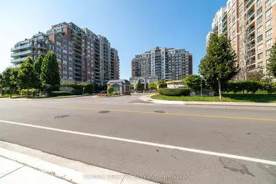 310 Red Maple Road 203, Richmond Hill, On L4c 0t7