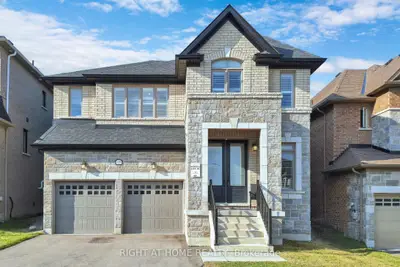 Detached in Innisfil