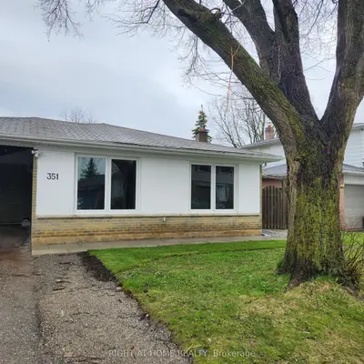 Detached in Newmarket