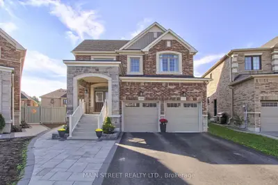 Detached in East Gwillimbury
