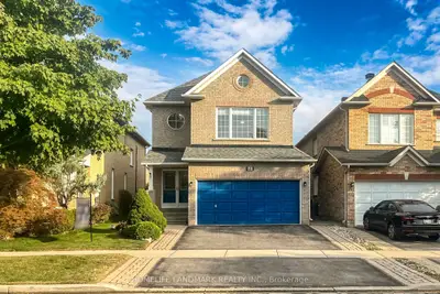 Detached in Markham