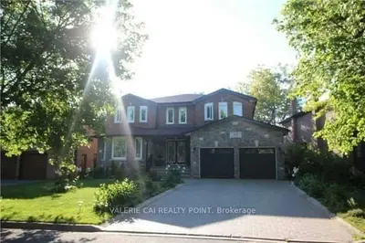 Detached in Richmond Hill