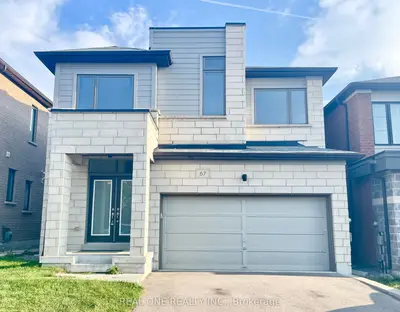 67 Tango Crescent, Newmarket, On L3x 0k4