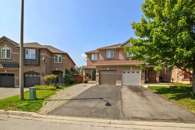 Semi-Detached in Vaughan