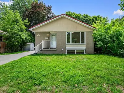 Detached in Aurora