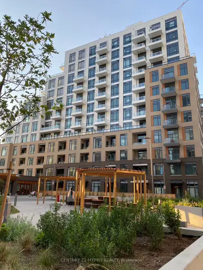 Condo Apartment in Vaughan
