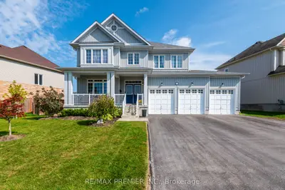 Detached in Essa