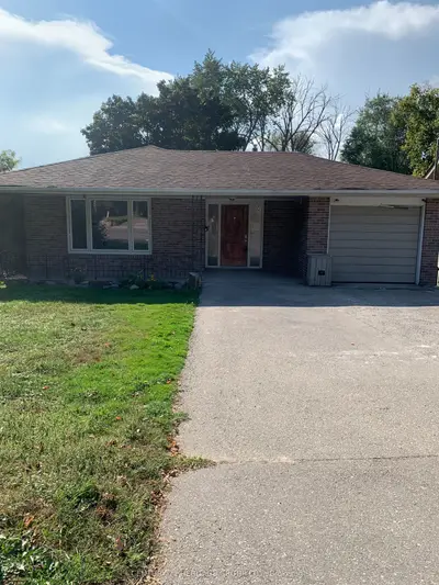 Detached in King