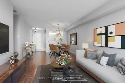 Condo Apartment in Richmond Hill