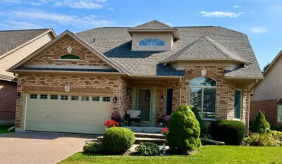 Detached Condo in New Tecumseth