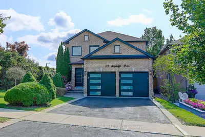 Detached in Vaughan