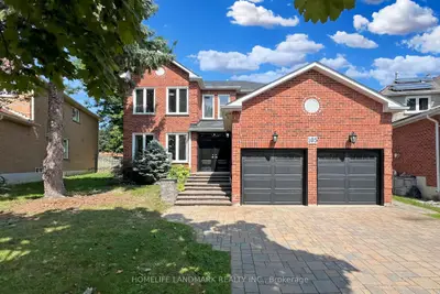 105 Topham Crescent, Richmond Hill, On L4c 9e9