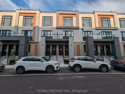 Condo Townhouse in Richmond Hill