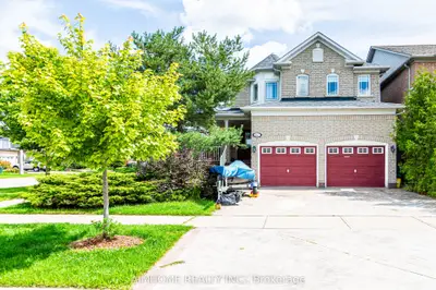 Detached in Richmond Hill
