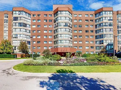 5 Weldrick Road W 712, Richmond Hill, On L4c 8s9