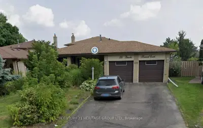 Detached in Newmarket