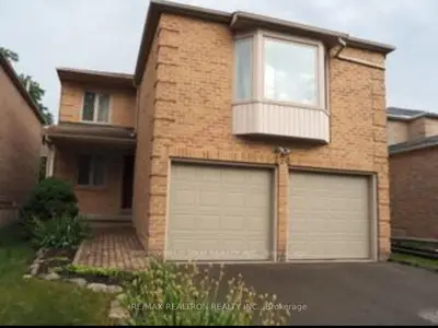 Detached in Vaughan