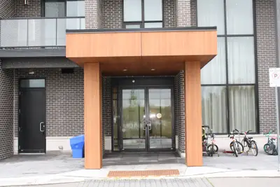 Condo Apartment in Markham