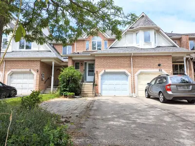 6 Queensway Drive, Richmond Hill, On L4s 1s2