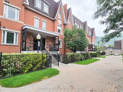 Condo Townhouse in Markham