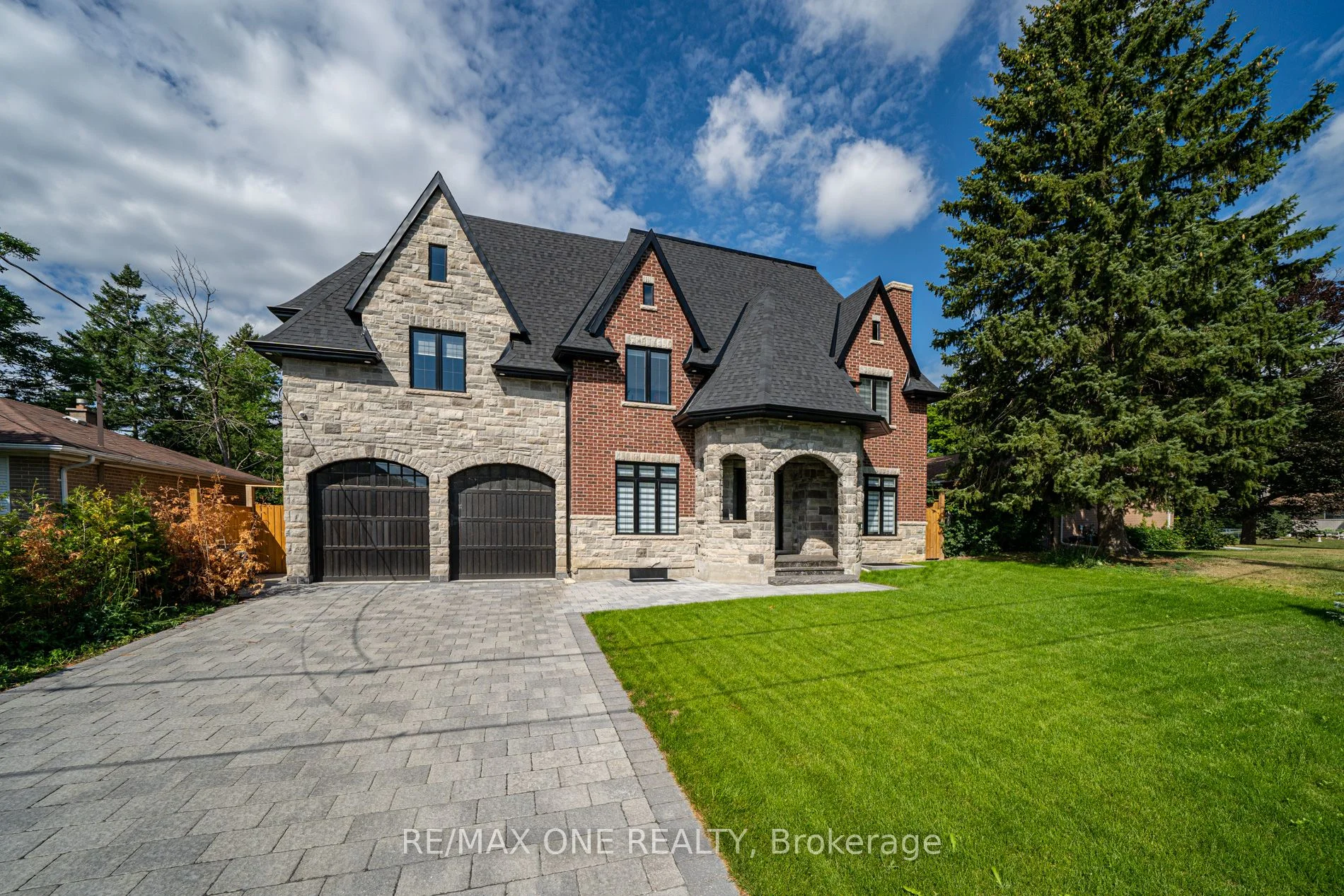 Detached in Vaughan