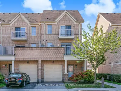 Att/Row/Townhouse in Markham