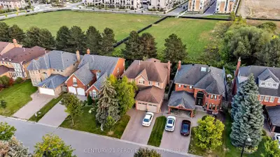 Detached in Markham