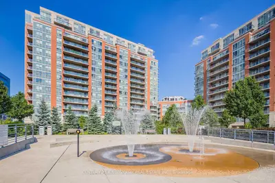 Condo Apartment in Markham