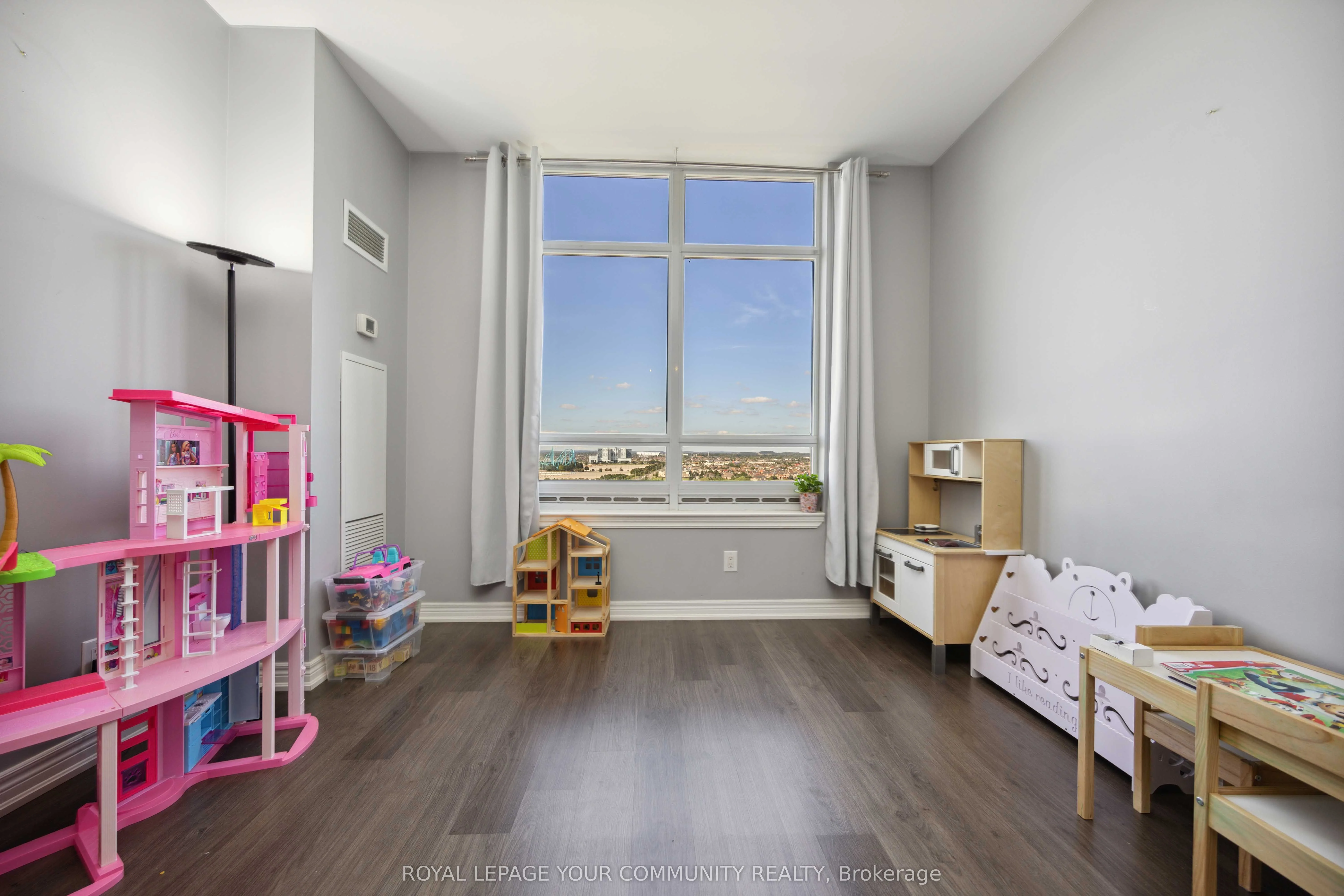 9245 Jane Street 1712, Vaughan, ON L6A 0J9