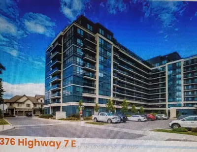 Condo Apartment in Richmond Hill