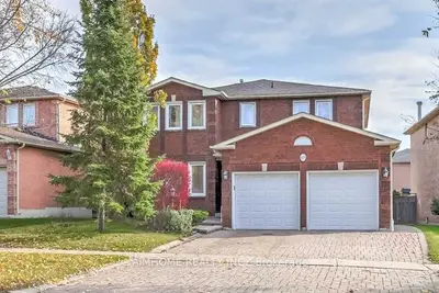 Lower Level in Richmond Hill