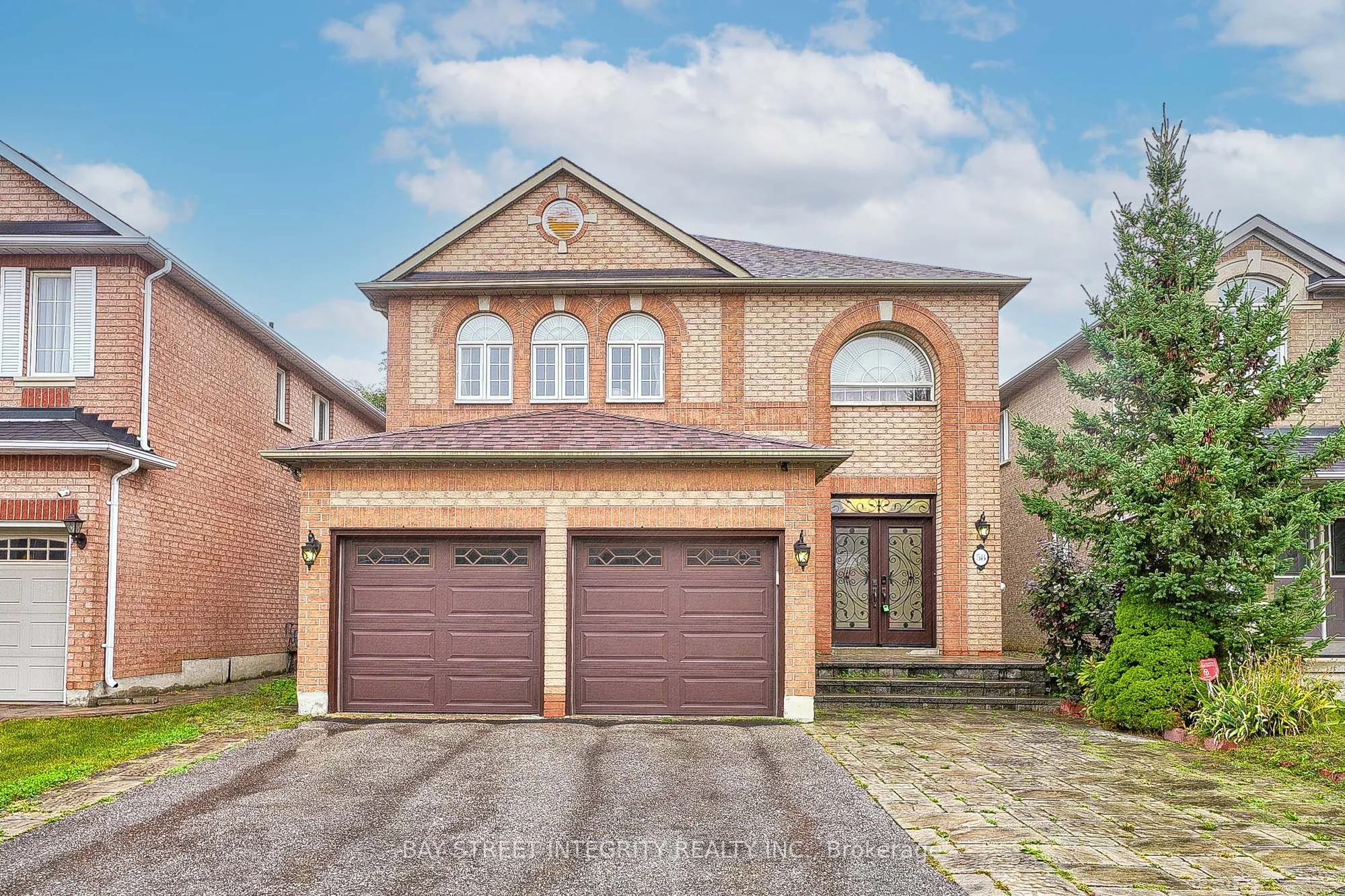58 Princeton Avenue, Richmond Hill, On L4s 2e7