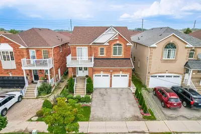 Detached in Vaughan