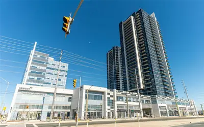 Condo Apartment in Vaughan