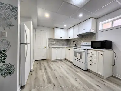 Detached in Newmarket
