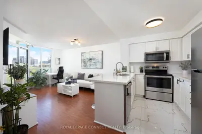 Condo Apartment in Markham