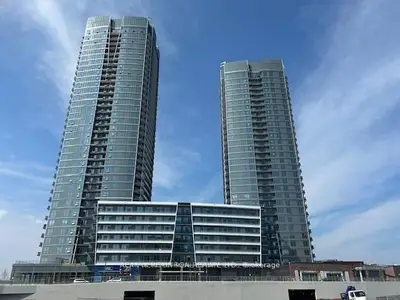 Condo Apartment in Vaughan
