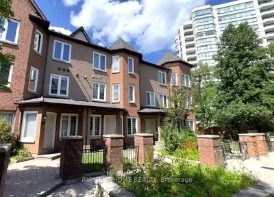 735 New Westminster Drive 53, Vaughan, On L4j 7y9