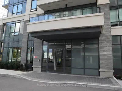 Condo Apartment in Richmond Hill