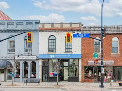 205 Main Street 2, Newmarket, On L3y 3y9