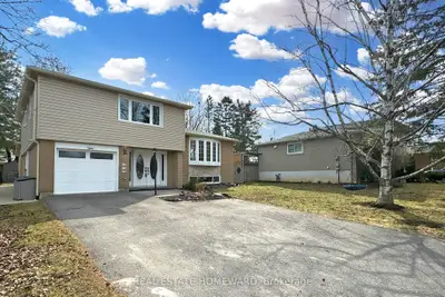 Detached in Aurora