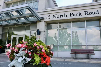 15 North Park Road 1610, Vaughan, On L4j 0a1