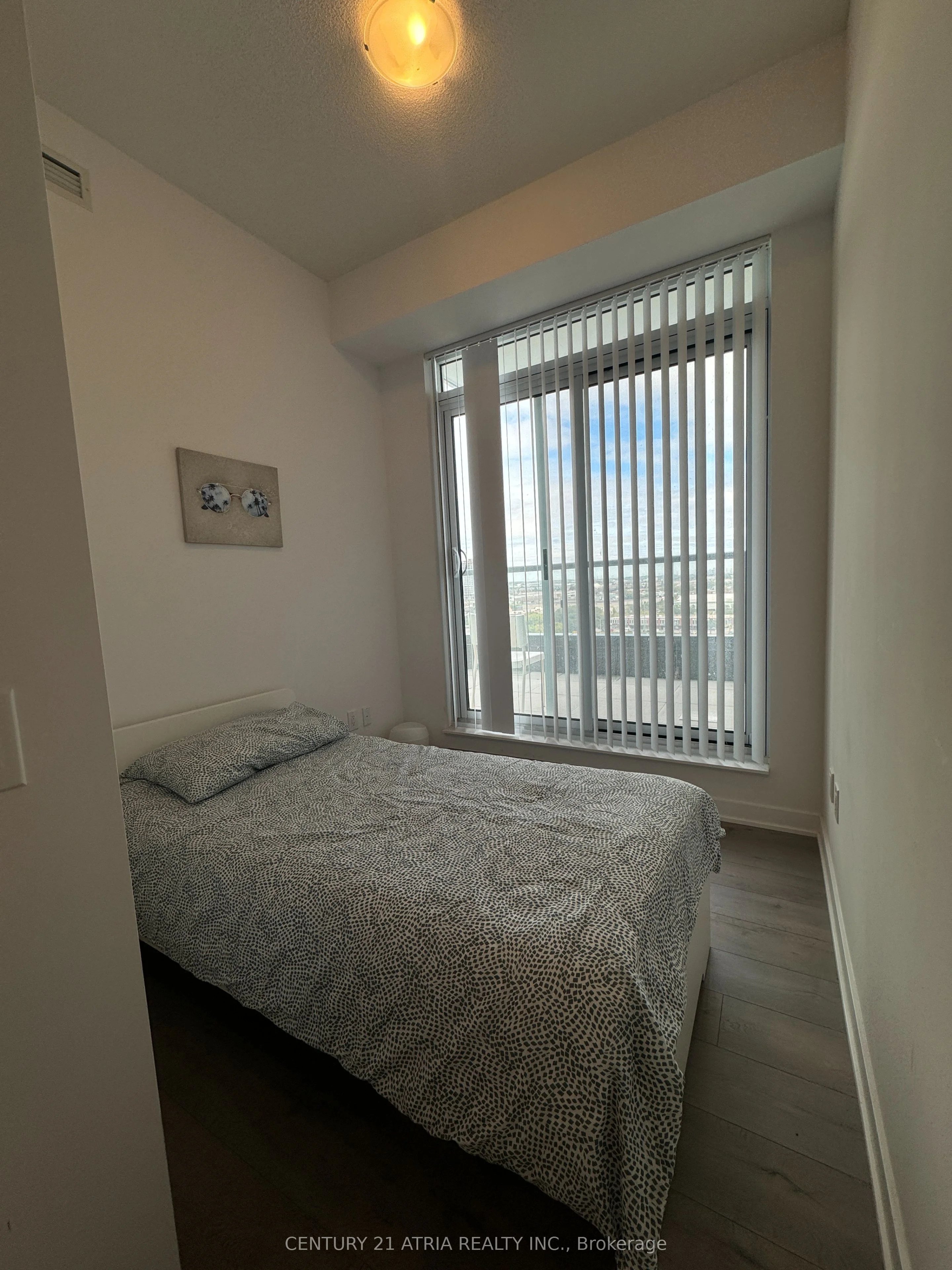 Condo Apartment in Vaughan