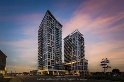 Condo Apartment in Vaughan